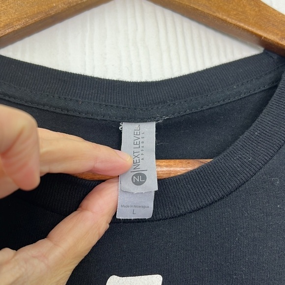 Next Level - Guinness St Andrew’s Tavern Graphic Black And White T Shirt Large - Picture 8 of 10